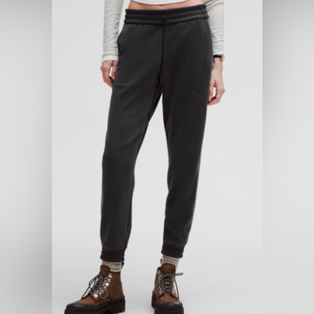 lululemon brushed softstreme joggers (black)